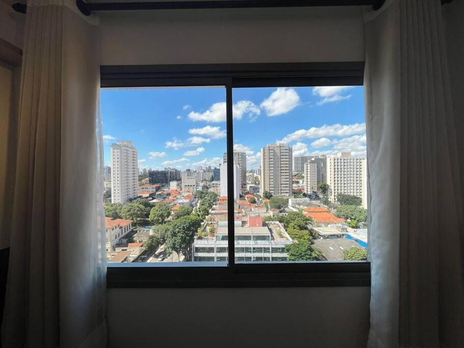 V1516 - Loft Na Mariana: Metro | Shopping